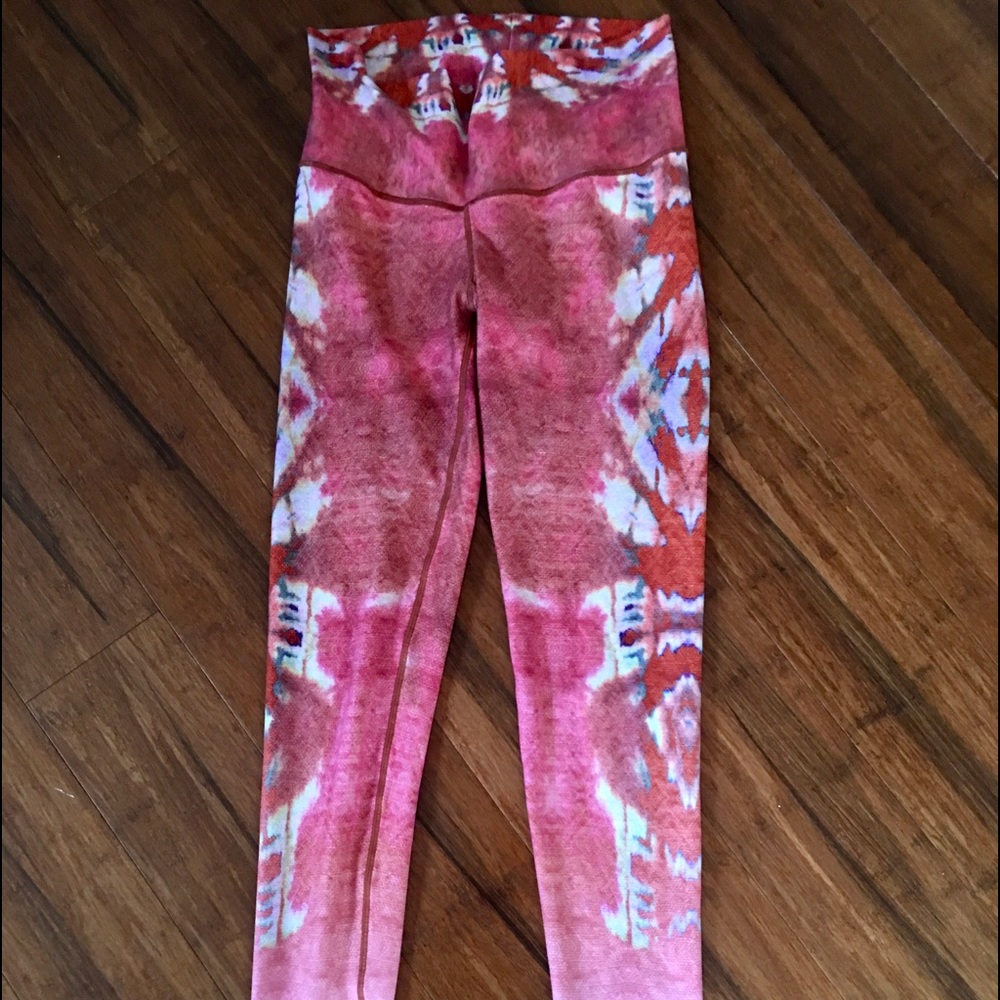 Niyama Sol barefoot long legging - MEDIUM - beautiful print in warm hues